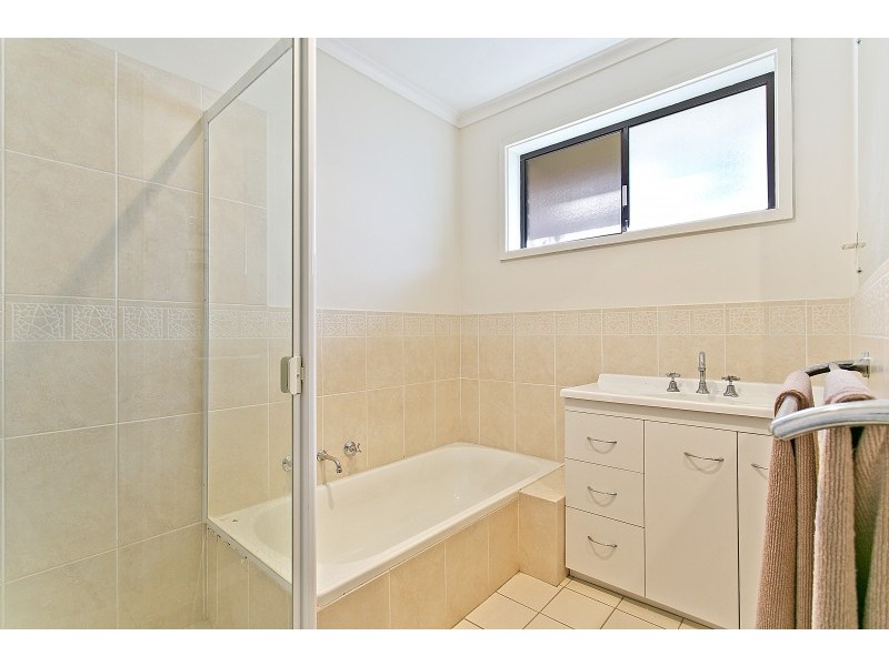 4 Cockatoo Street, Modbury Heights SA 5092