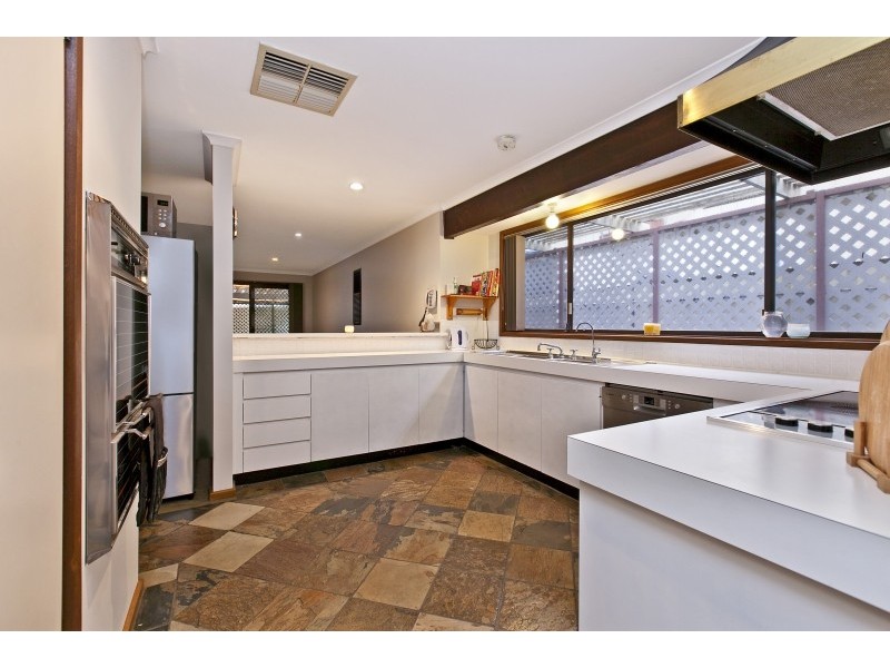 30 Kestral Way, Modbury Heights SA 5092