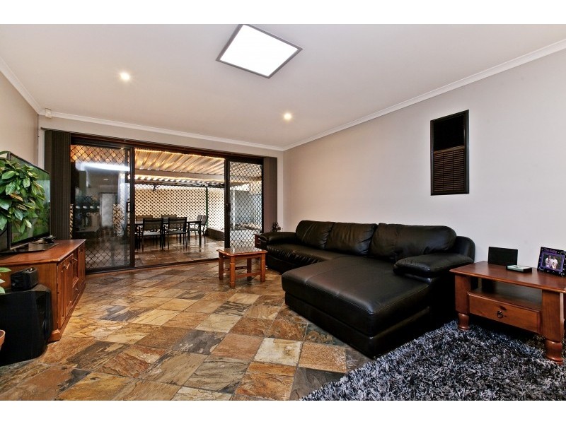 30 Kestral Way, Modbury Heights SA 5092