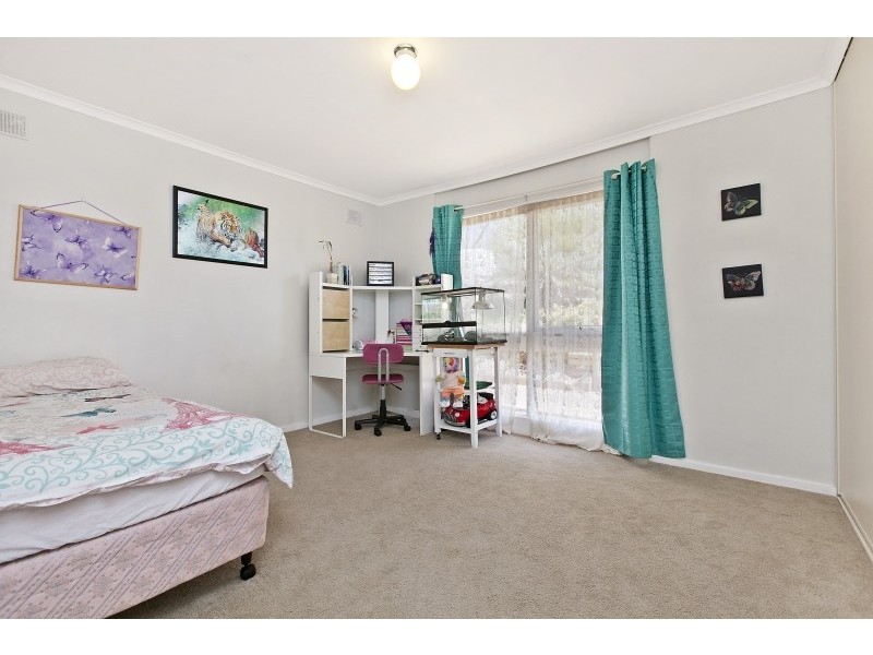 42 Wynn Vale Drive, Gulfview Heights SA 5096