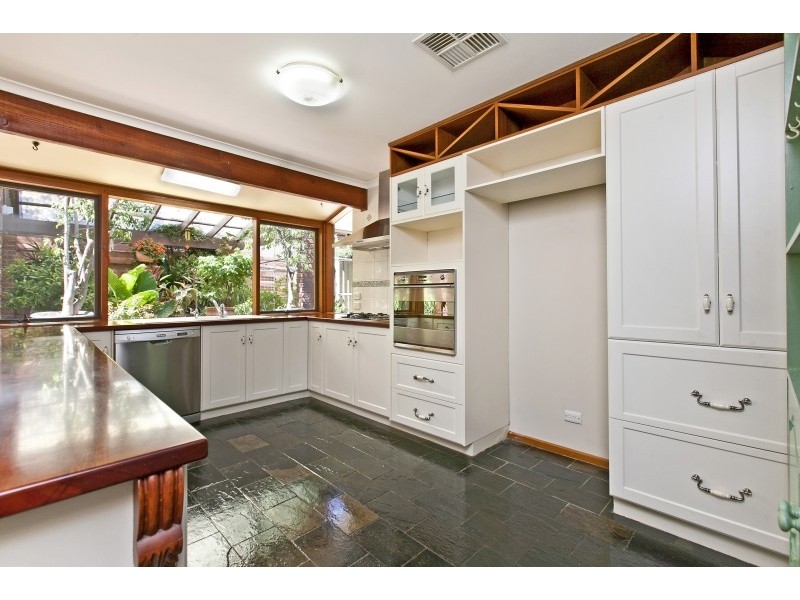 1 Peridot Close, Highbury SA 5089