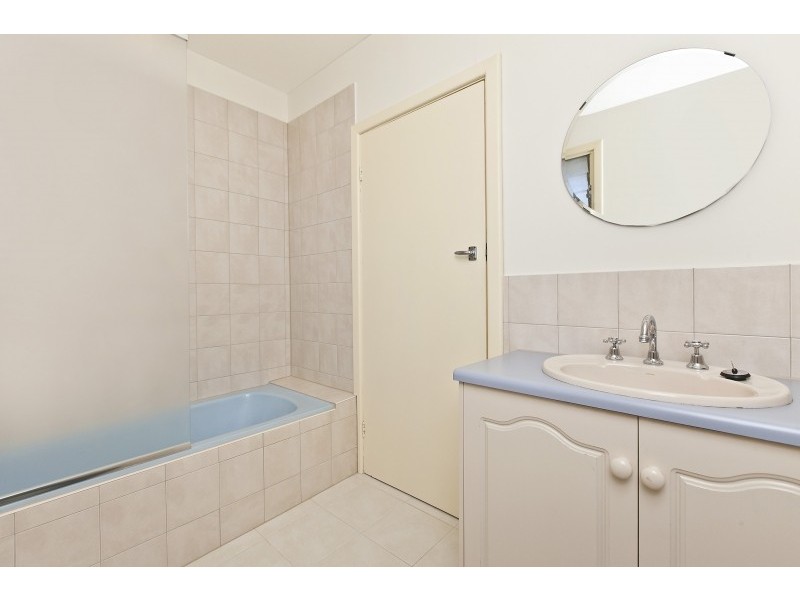 29 Carnarvon Avenue, Redwood Park SA 5097