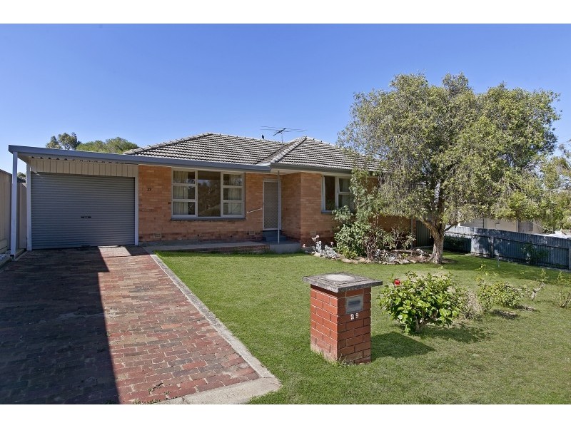 29 Carnarvon Avenue, Redwood Park SA 5097