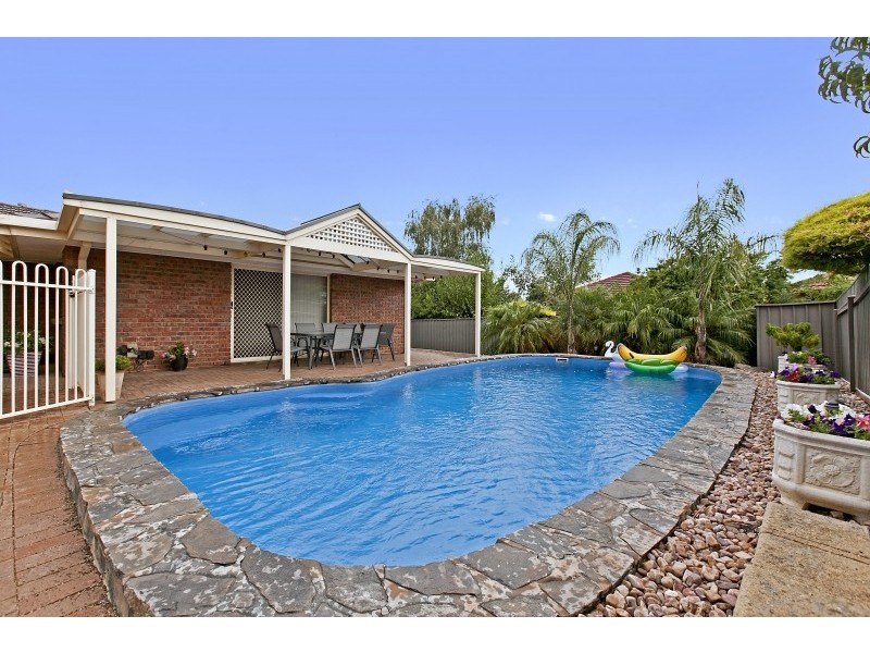 2 Huppatz Court, Wynn Vale SA 5127