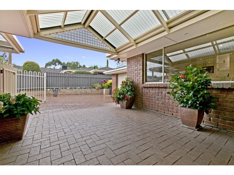 2 Huppatz Court, Wynn Vale SA 5127