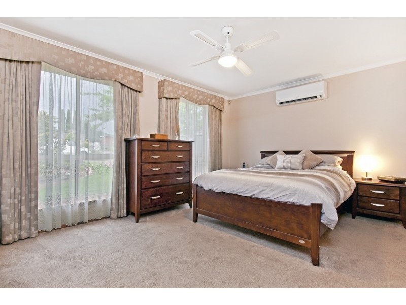 2 Huppatz Court, Wynn Vale SA 5127