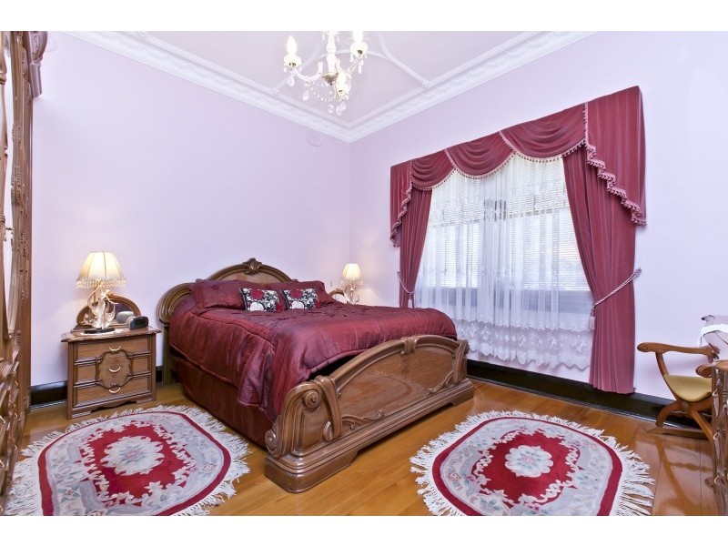 4 Farr Street, Woodville North SA 5012