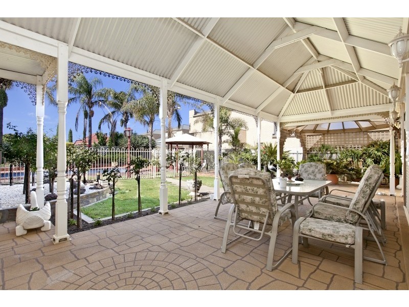 4 Farr Street, Woodville North SA 5012