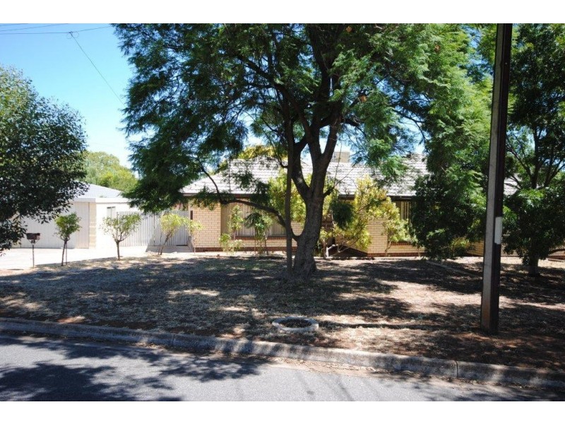 3 Philip Crescent, Valley View SA 5093