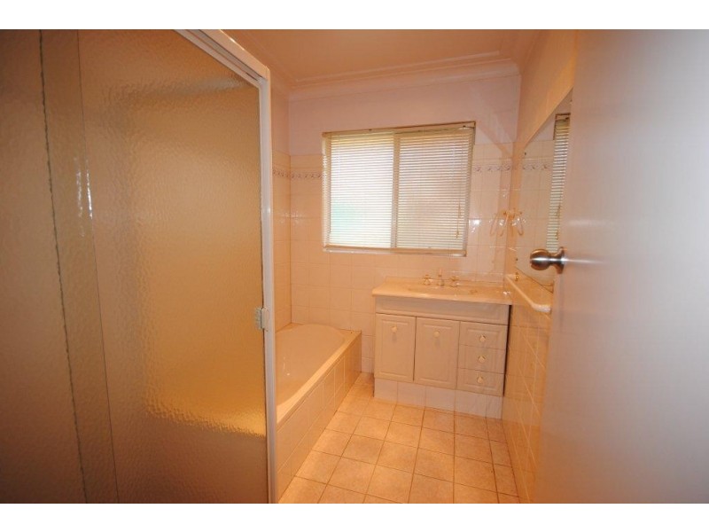 3 Philip Crescent, Valley View SA 5093