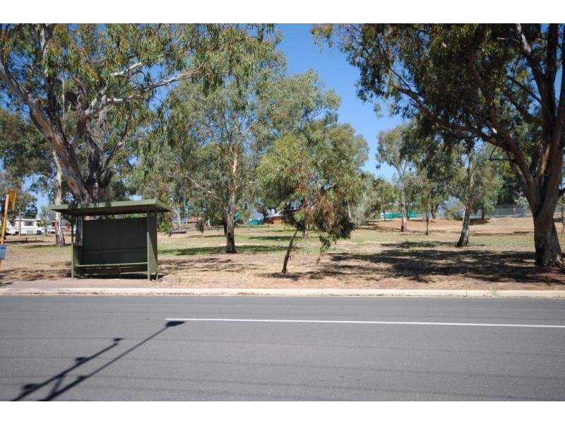 3 Philip Crescent, Valley View SA 5093