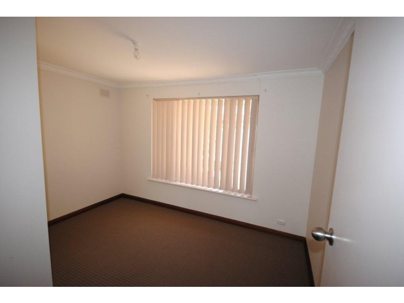 3 Philip Crescent, Valley View SA 5093