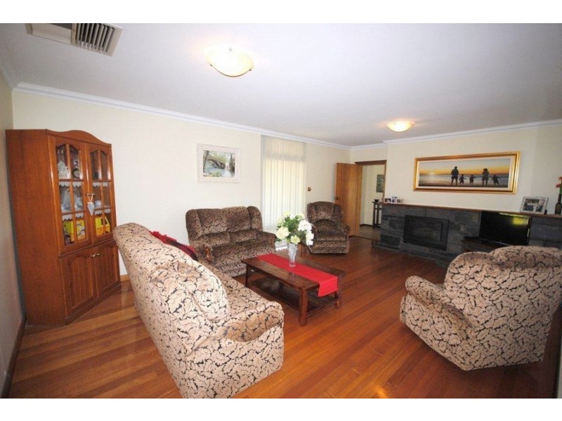 86 Whiting Road, St Agnes SA 5097