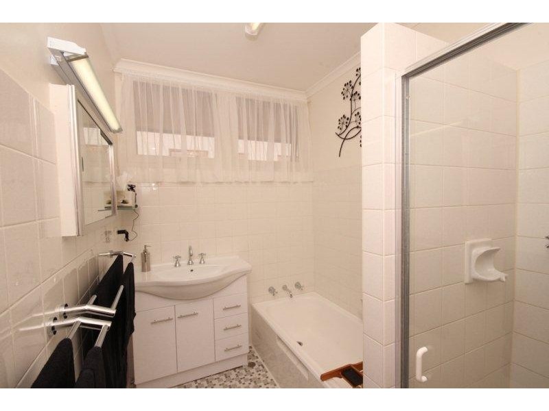 86 Whiting Road, St Agnes SA 5097