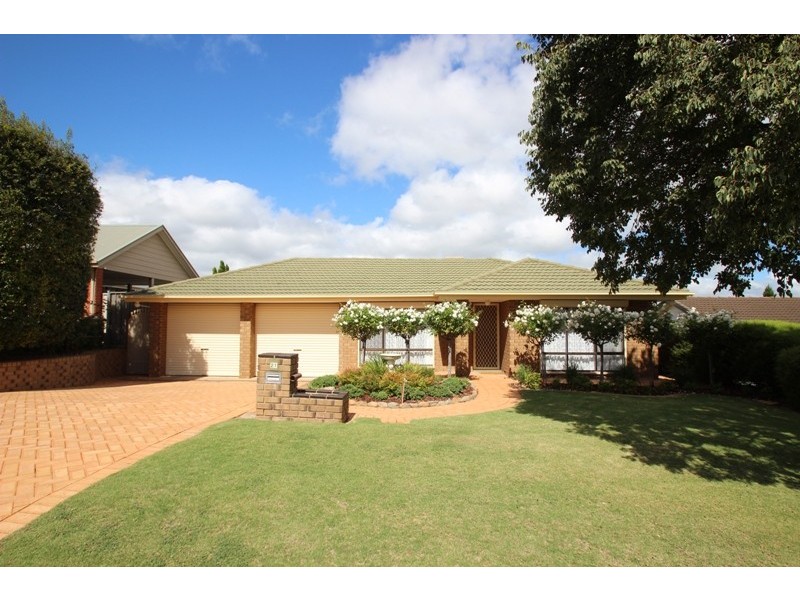 21 Sutherland Place, Golden Grove SA 5125