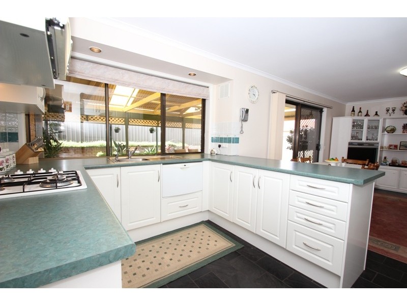 21 Sutherland Place, Golden Grove SA 5125