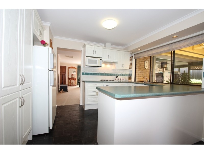 21 Sutherland Place, Golden Grove SA 5125