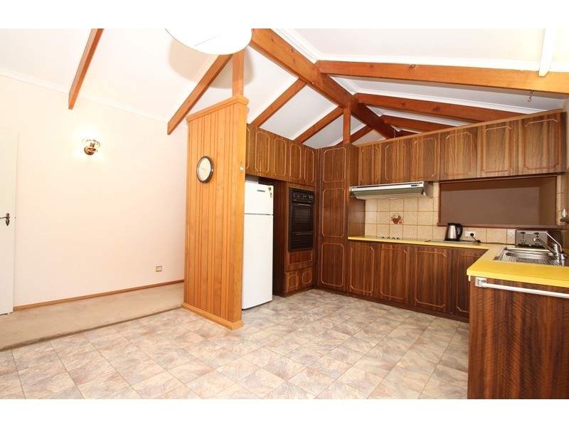 1 Portmarnock Street, Fairview Park SA 5126