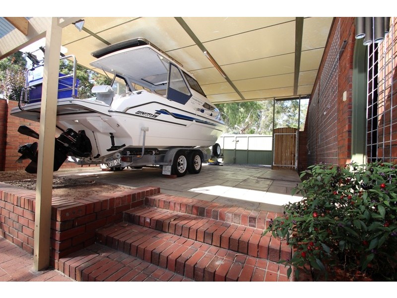 1 Portmarnock Street, Fairview Park SA 5126