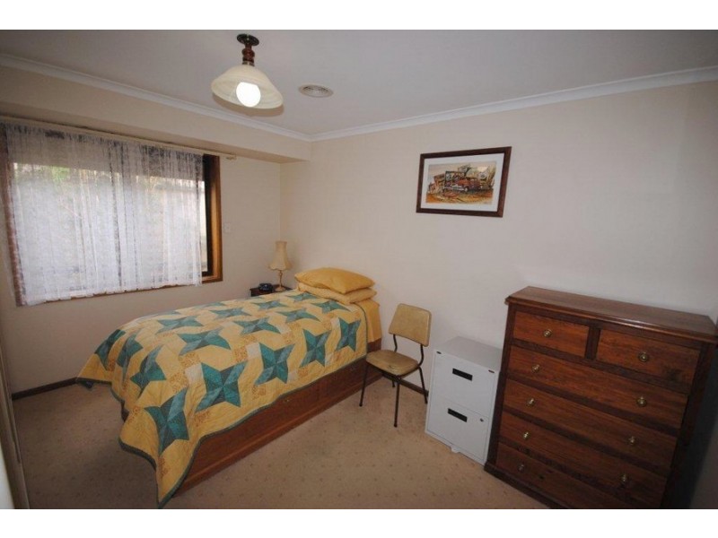 13 Doxiadis Street, St Agnes SA 5097