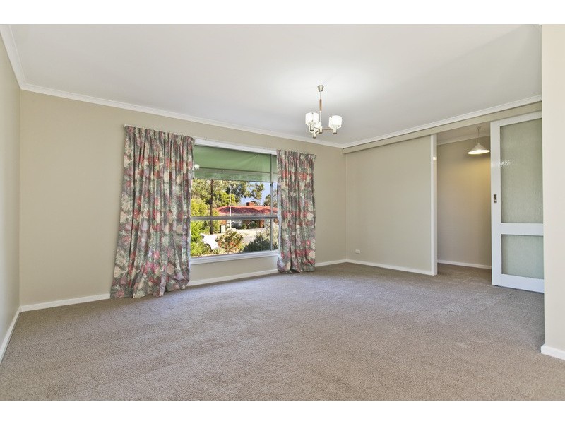 3 Park Lake Drive, Wynn Vale SA 5127