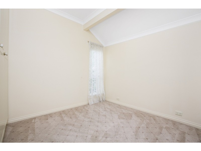 18 Rochester Crescent, Golden Grove SA 5125