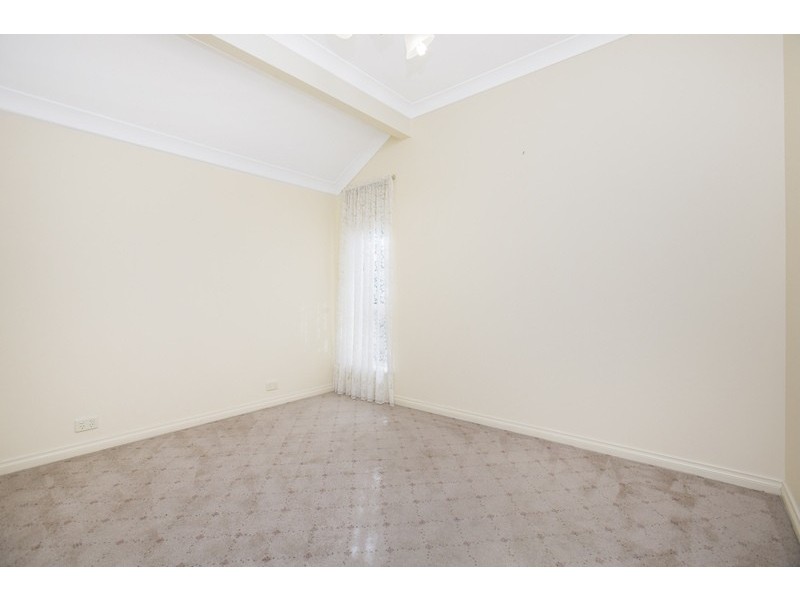 18 Rochester Crescent, Golden Grove SA 5125