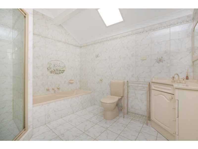 18 Rochester Crescent, Golden Grove SA 5125