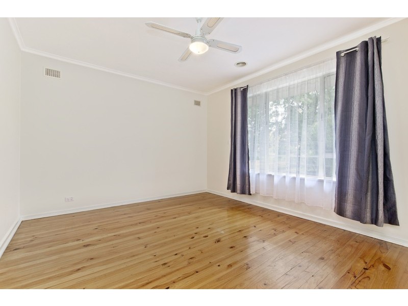 18 Robert Road, Hillbank SA 5112