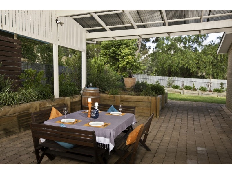 18 Janlyn Road, Vista SA 5091