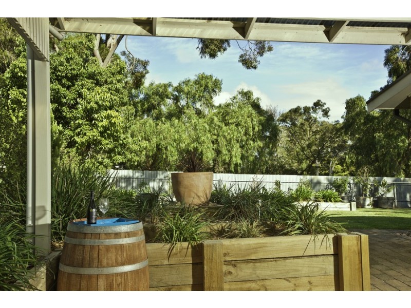 18 Janlyn Road, Vista SA 5091