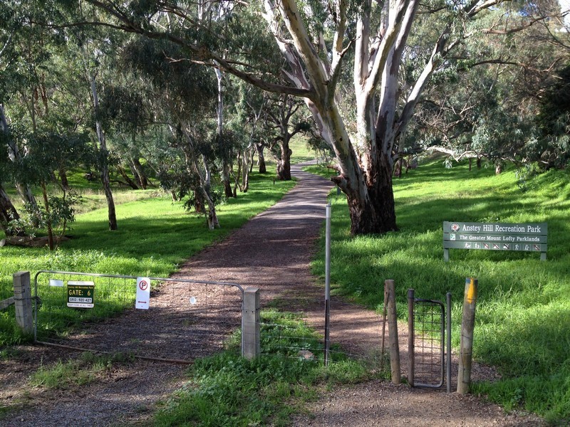 18 Janlyn Road, Vista SA 5091