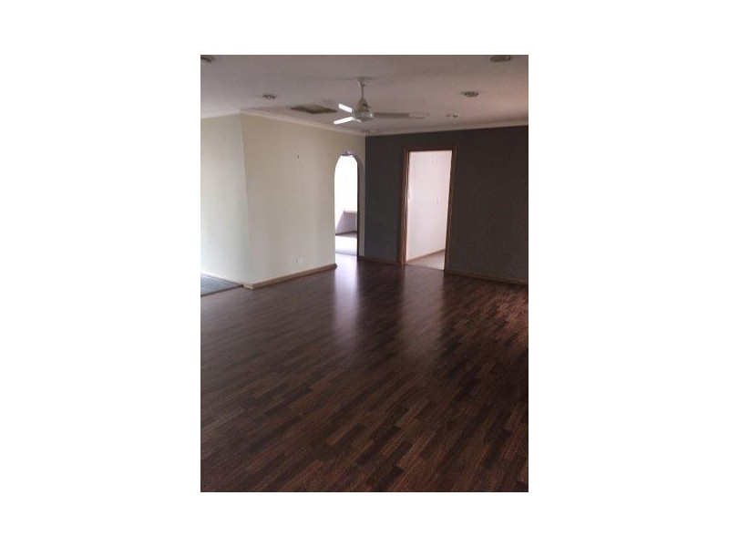 10 Lord Hobart Court, Surrey Downs SA 5126