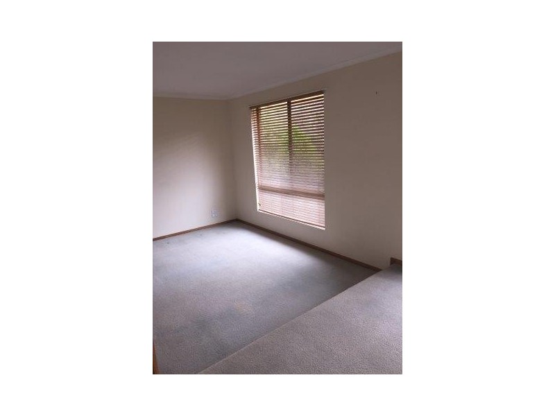 10 Lord Hobart Court, Surrey Downs SA 5126