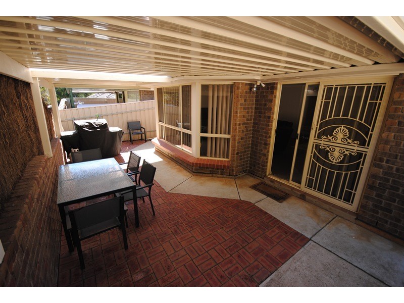 4/32 Debenham Court, Greenwith SA 5125