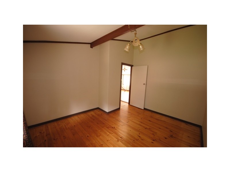 15 Folkstone Street, Para Hills SA 5096