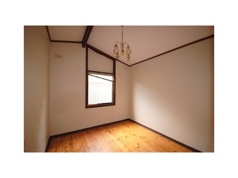 15 Folkstone Street, Para Hills SA 5096