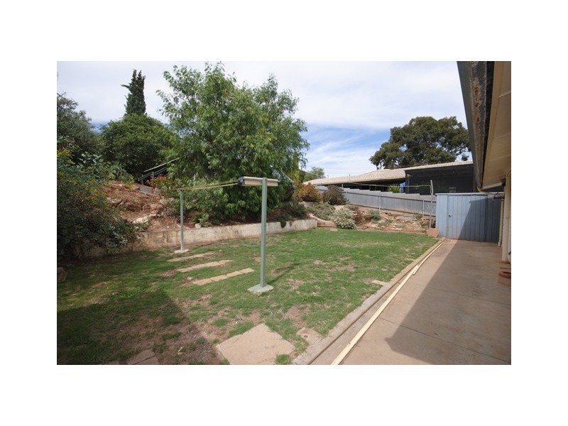 15 Folkstone Street, Para Hills SA 5096