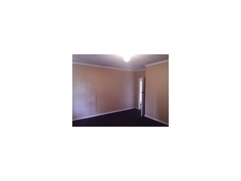 8 Thomson Drive, Fairview Park SA 5126