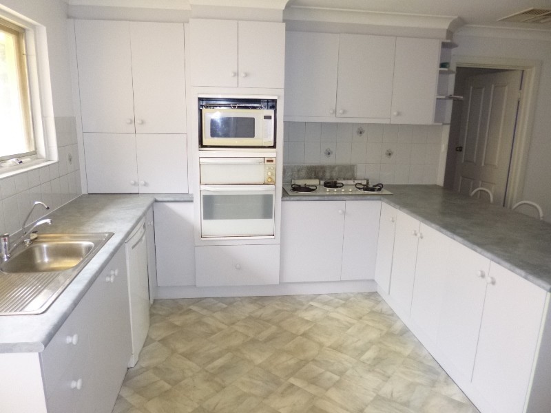 23 Sunhaven Street, Redwood Park SA 5097