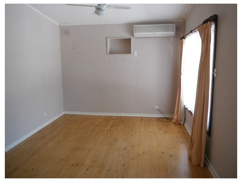 18 Malbaru Avenue, Ingle Farm SA 5098