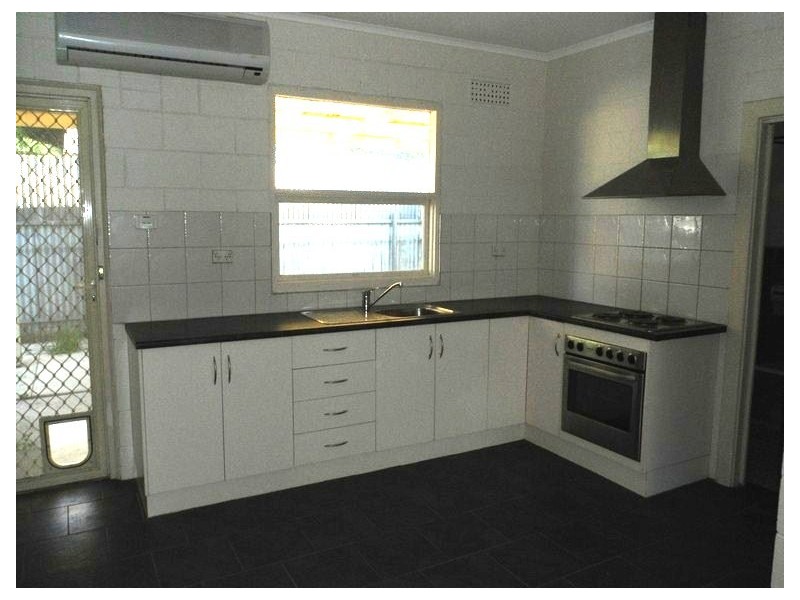 U1 / 121 Nelson Road, Valley View SA 5093