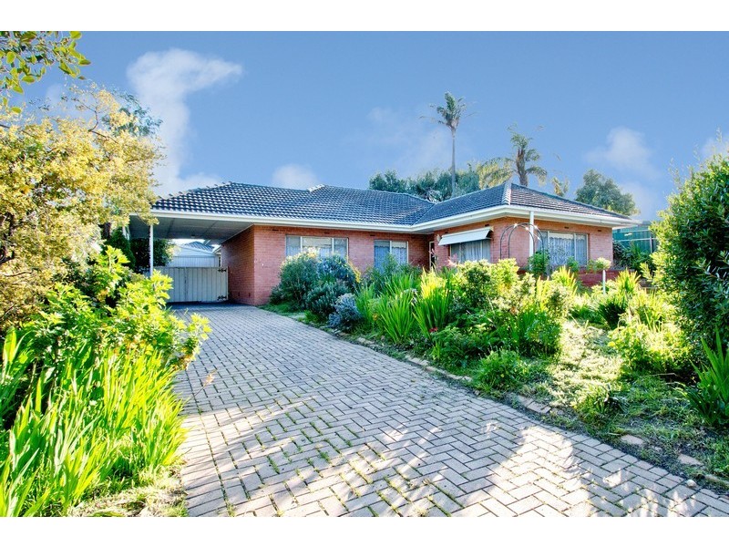 18 Elsworth Drive, Banksia Park SA 5091