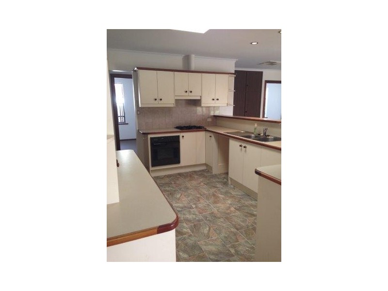 10 Gruen Court, St Agnes SA 5097