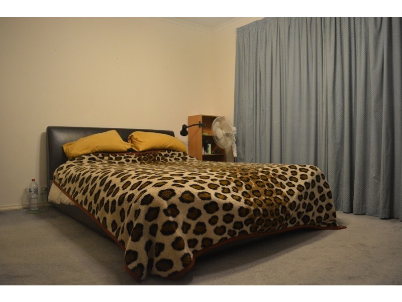 8 Thornton Drive, Greenwith SA 5125