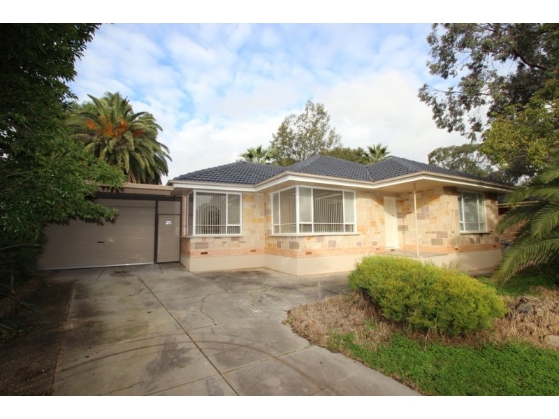 15 Lynore Road, Ridgehaven SA 5097