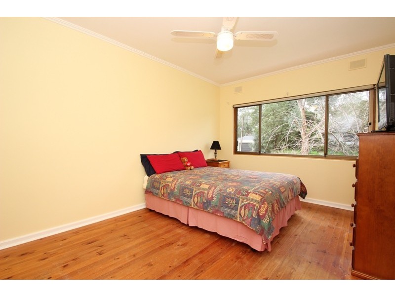 17 Sherwood Drive, Redwood Park SA 5097