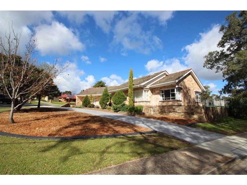 10 Redwood Avenue, Redwood Park SA 5097