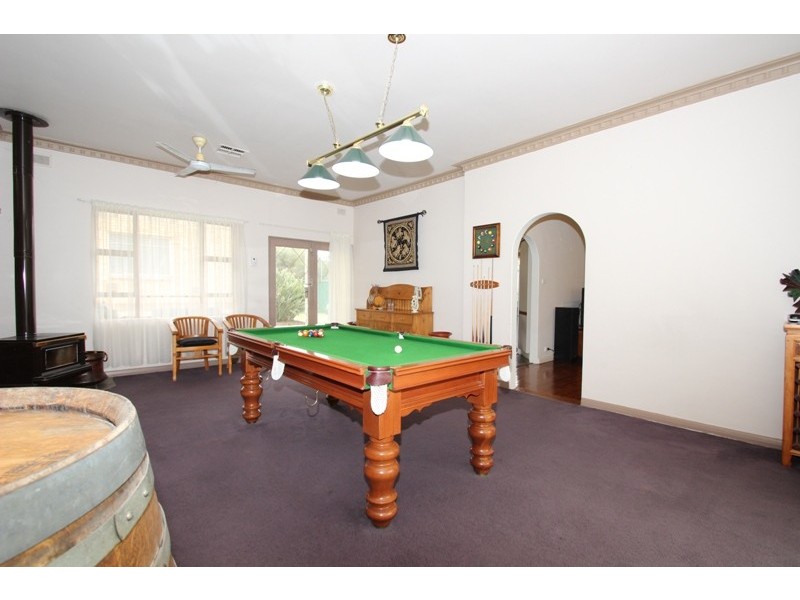 10 Redwood Avenue, Redwood Park SA 5097