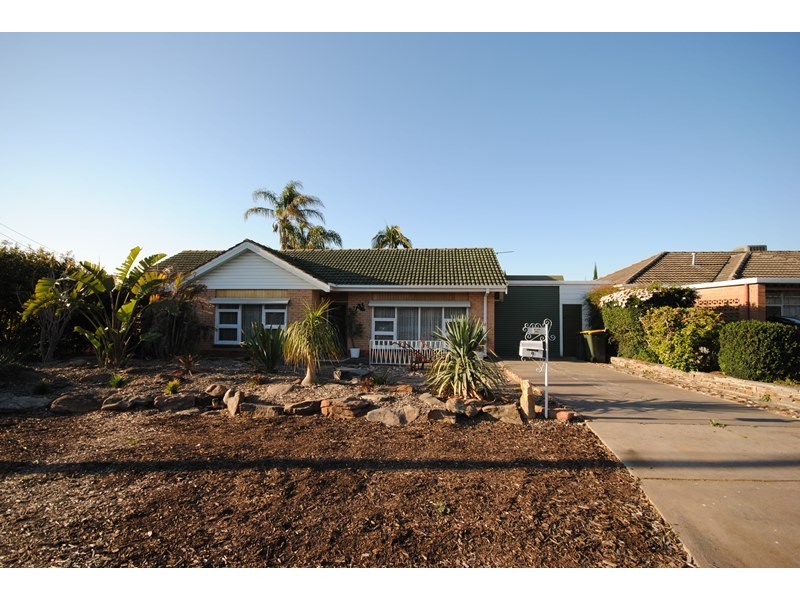 9 Pamela Avenue, Campbelltown SA 5074